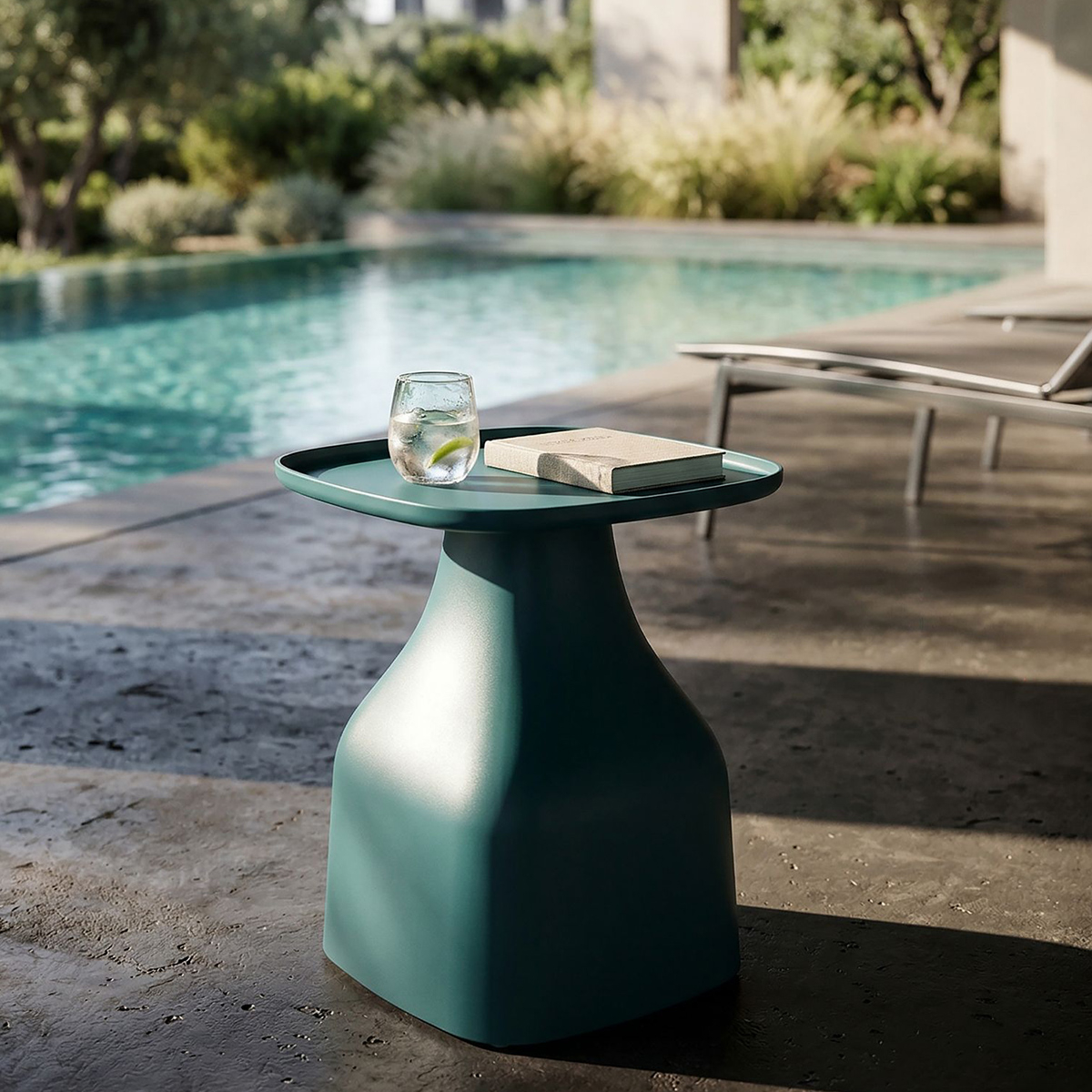 Gea 50 Indoor and Outdoor Side Table in Polipropilene — 2
