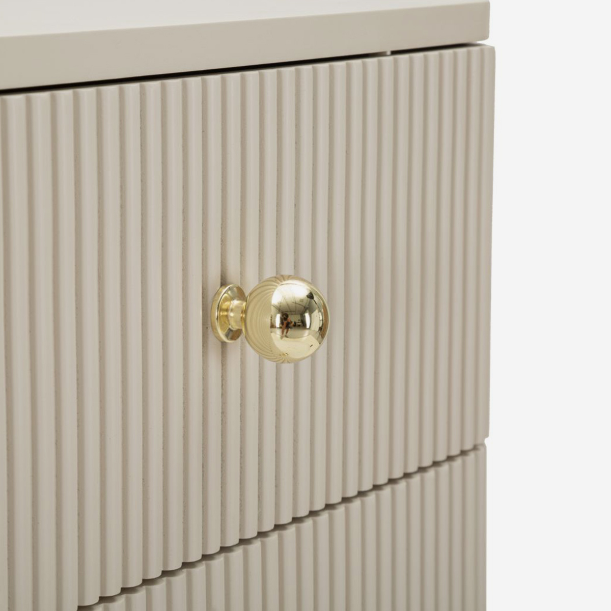 Shy Space-Saving Chest of Drawers in Legno with 5 Drawers — 5
