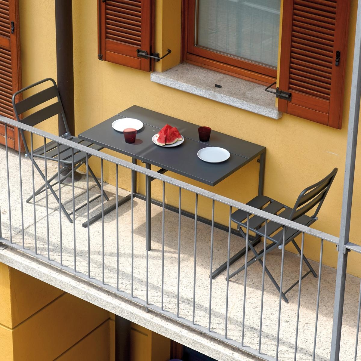 Balcony outdoor bistro set with 50x100 cm table and 2 folding iron chairs — 2