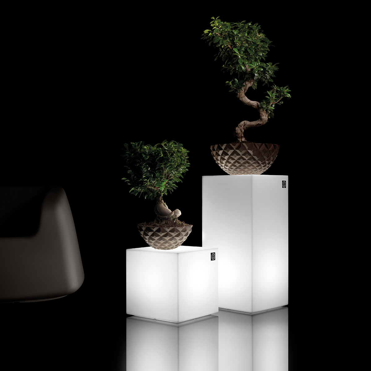 Illuminated Outdoor LED Cube Pouf Rechargeable IP65 Blok 40 — 3