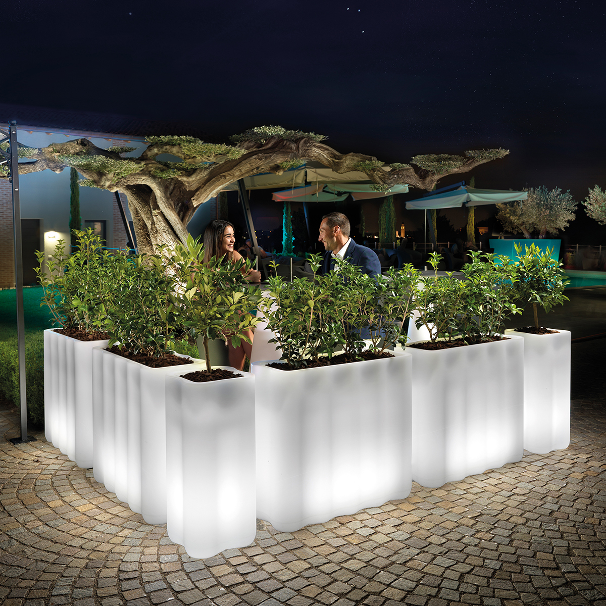 Nebula 35 Tall Illuminated Polyethylene Planter for Indoor and Outdoor — 3