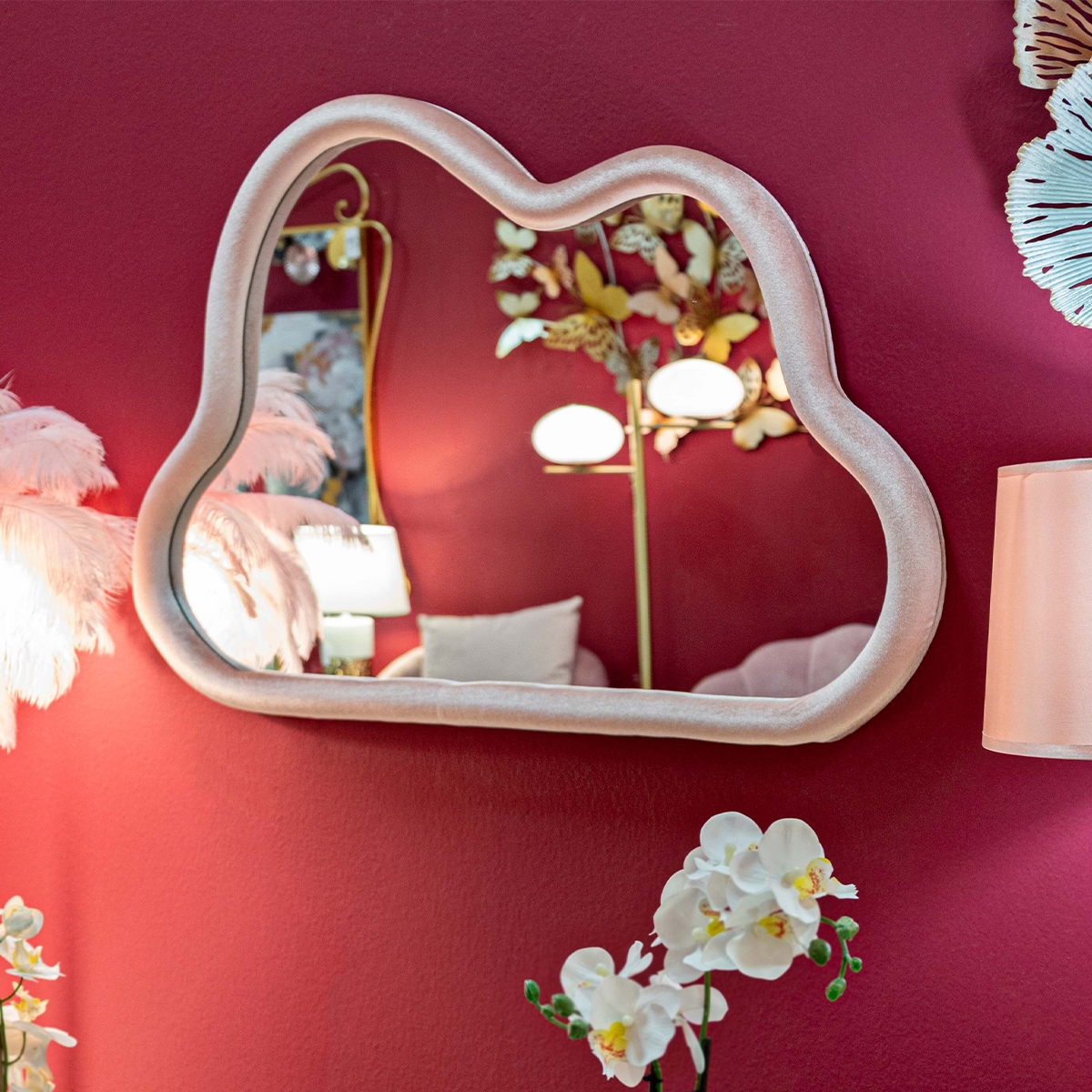 Cloud Cloud-Shaped Wall Mirror with Velvet Frame 90x60cm — 2
