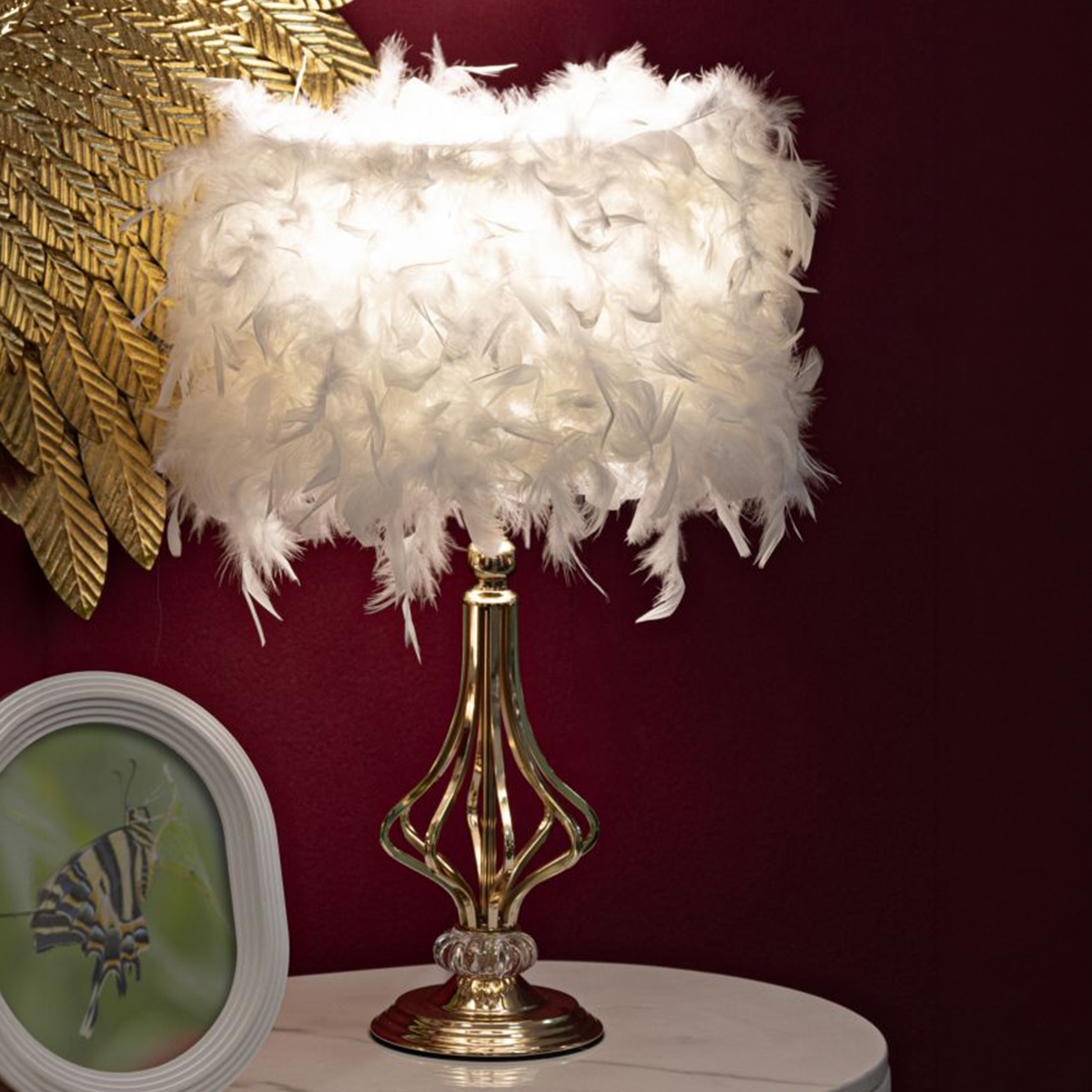 Tarty Decorative Table Lamp with Feather Shade — 2