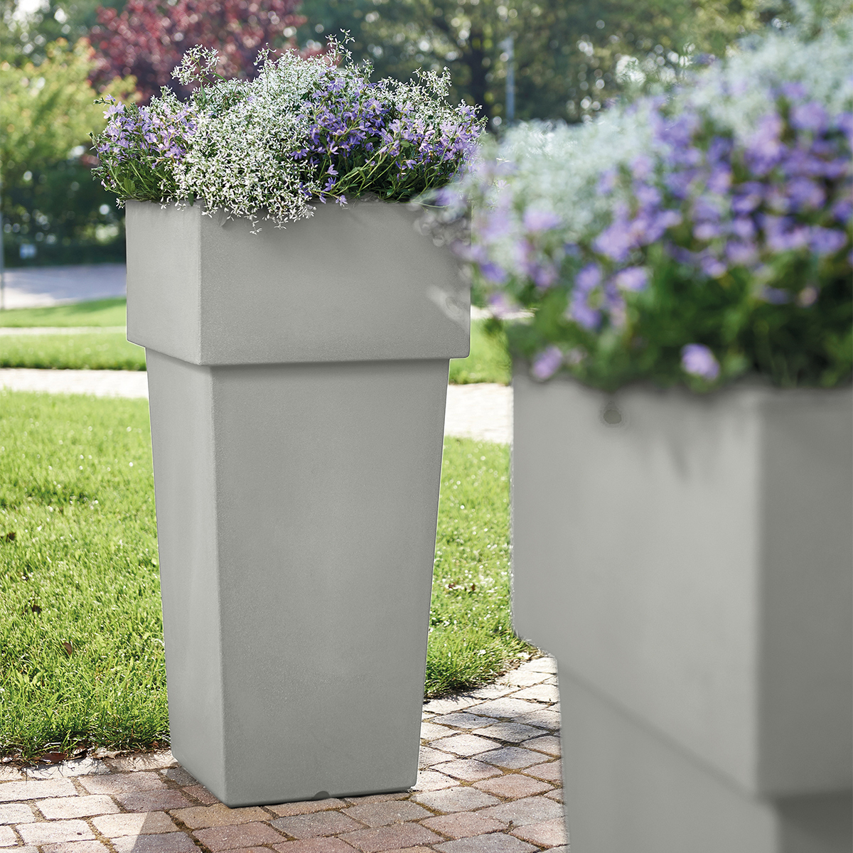 Tall Square Outdoor Polyethylene Planter Nova 85 LYXO — 2