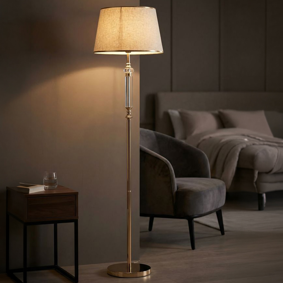 Praga Classic Floor Lamp in Metal and Fabric — 2