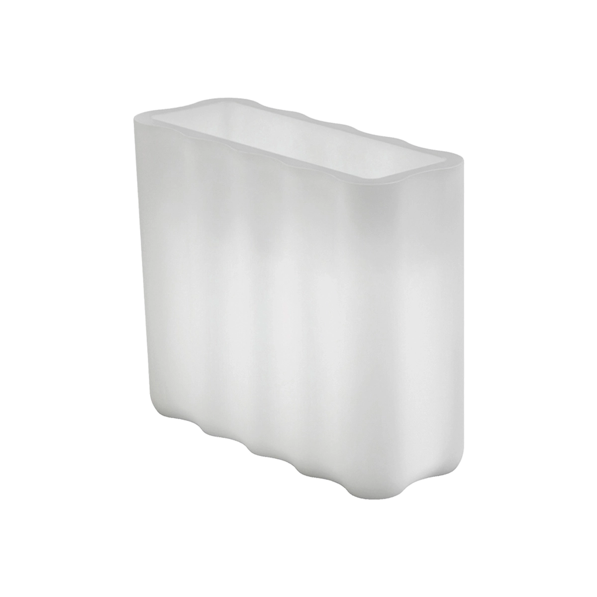 LYXO Nebula 90 Illuminated Outdoor Polyethylene Planter — 1