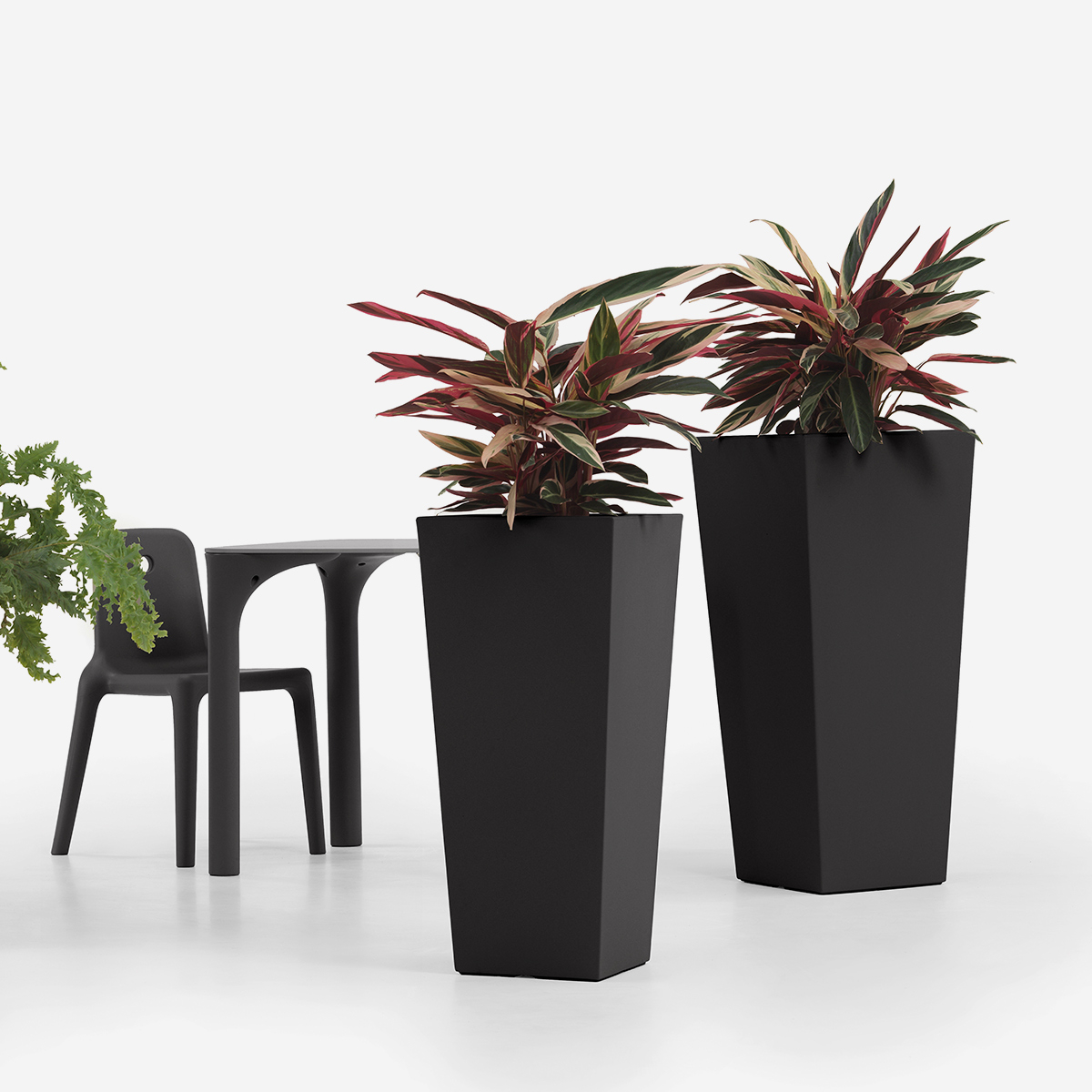 LYXO Gaia 100 Tall Square Outdoor Polyethylene Planter — 1