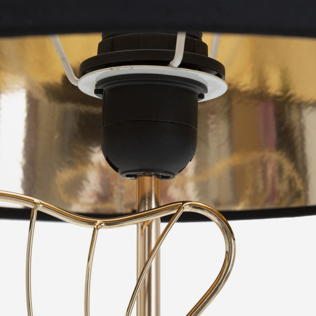 Metal Table Lamp with Fabric Shade Leaves — 3