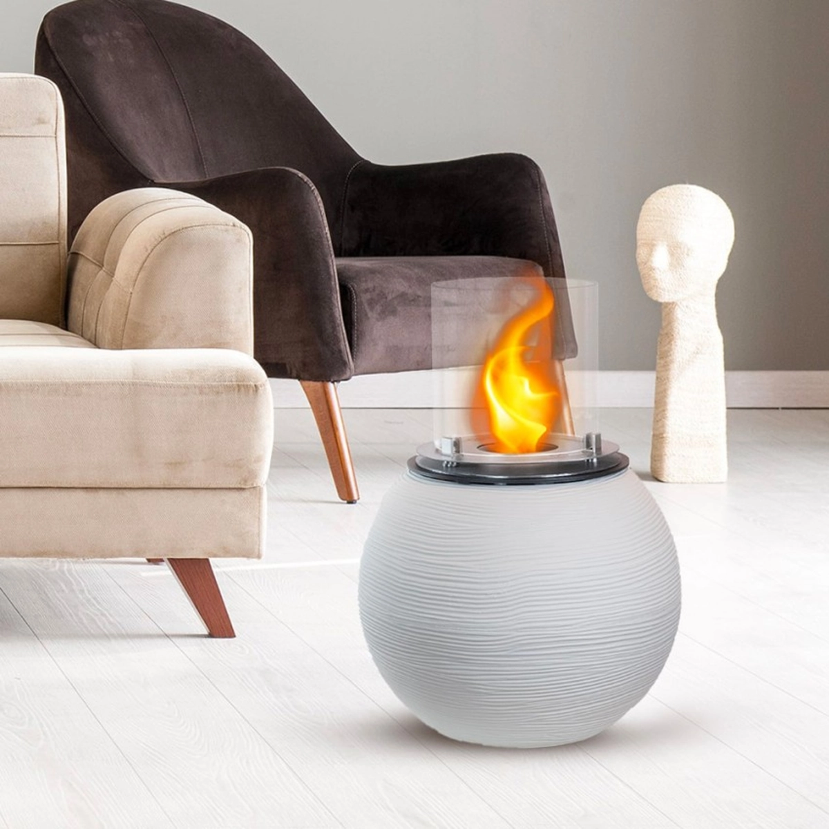Freestanding Bioethanol Fireplace in Recyclable Resin Ø 40 x 54 cm — 2