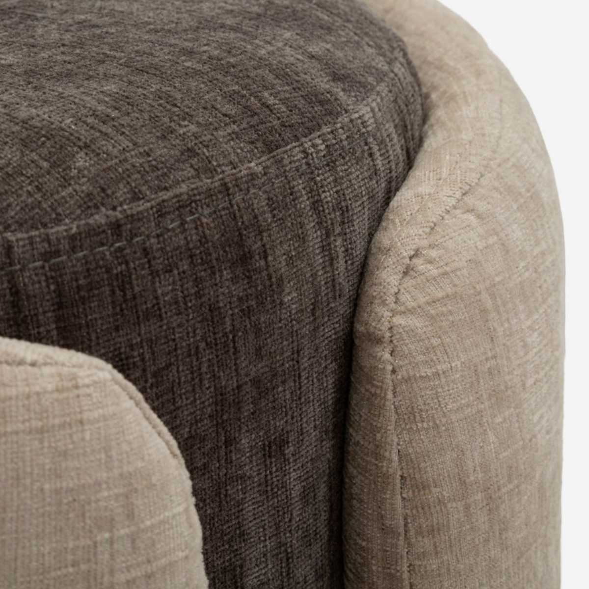 Design Compact Ottoman with Gold Base Havana Space — 4