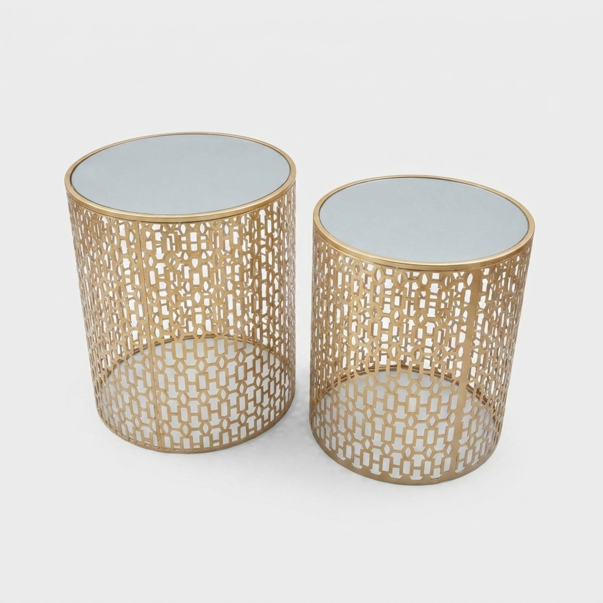 Set of 2 Oblin Round Coffee Tables with Mirrored Top — 1